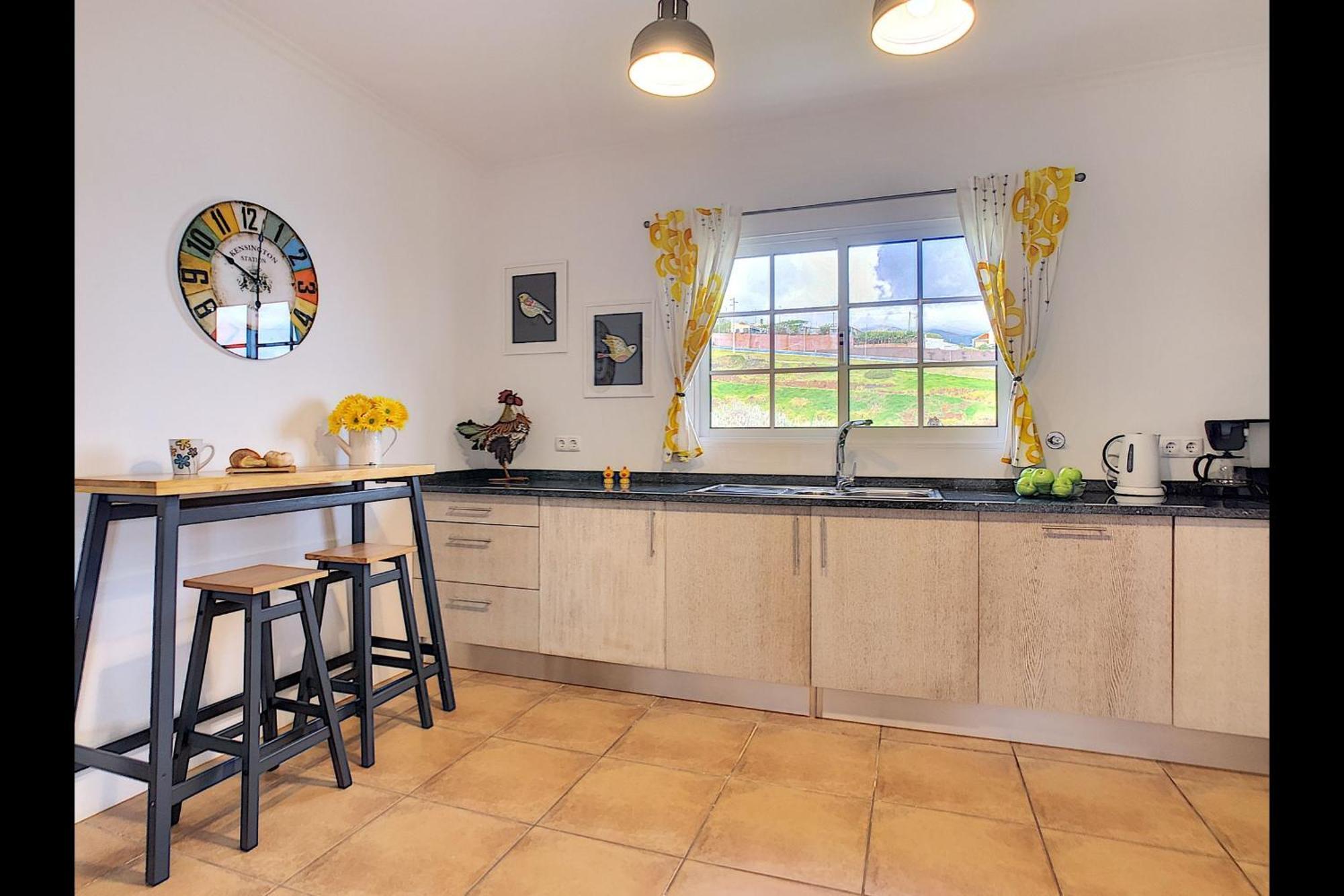 Casa Eleanor By Lovelystay Calheta  Eksteriør billede