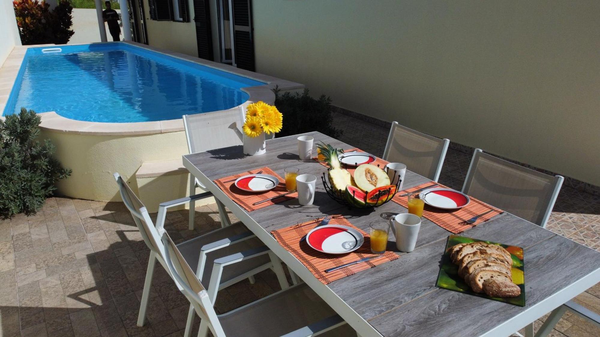 Casa Eleanor By Lovelystay Calheta  Eksteriør billede