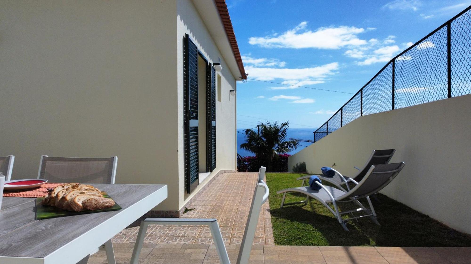 Casa Eleanor By Lovelystay Calheta  Eksteriør billede