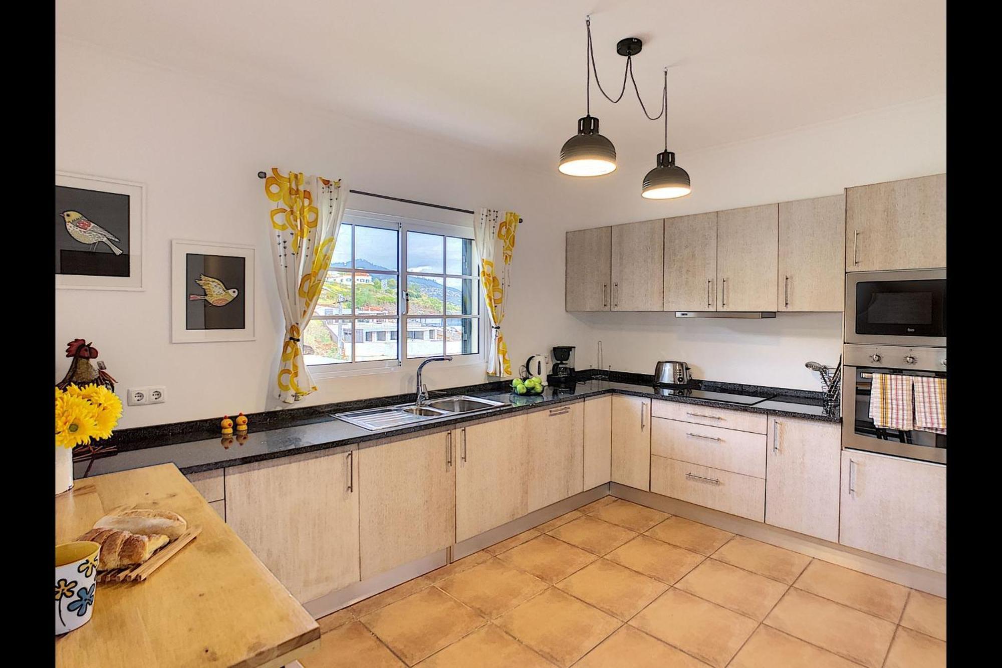 Casa Eleanor By Lovelystay Calheta  Eksteriør billede